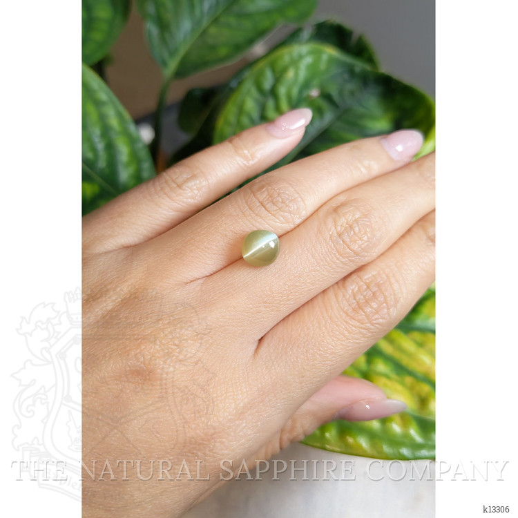 5.07 Ct. Cabochon Chrysoberyl from Ceylon (Sri Lanka)