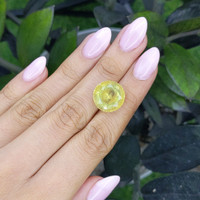 10.73 Ct. Quartz from Madagascar Life Style