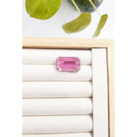 32.96 Ct. Kunzite from Afghanistan Life Style