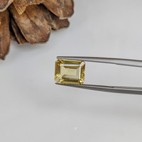 2.67 Ct. Citrine from Brazil Life Style