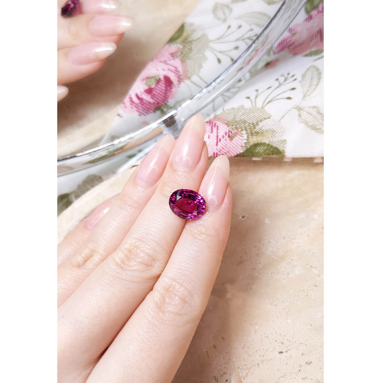 5.67 Ct. Rhodolite Garnet from Madagascar