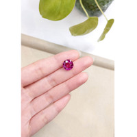 4.78 Ct. Rhodolite Garnet from Madagascar Life Style