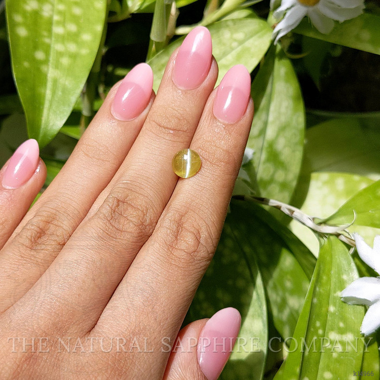 2.00 Ct. Cabochon Chrysoberyl from Ceylon (Sri Lanka)