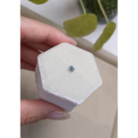 0.40 Ct. Alexandrite from Russia Life Style