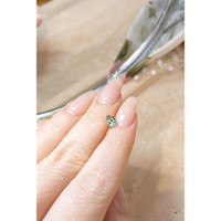 0.71 Ct. Alexandrite from Russia  Life Style