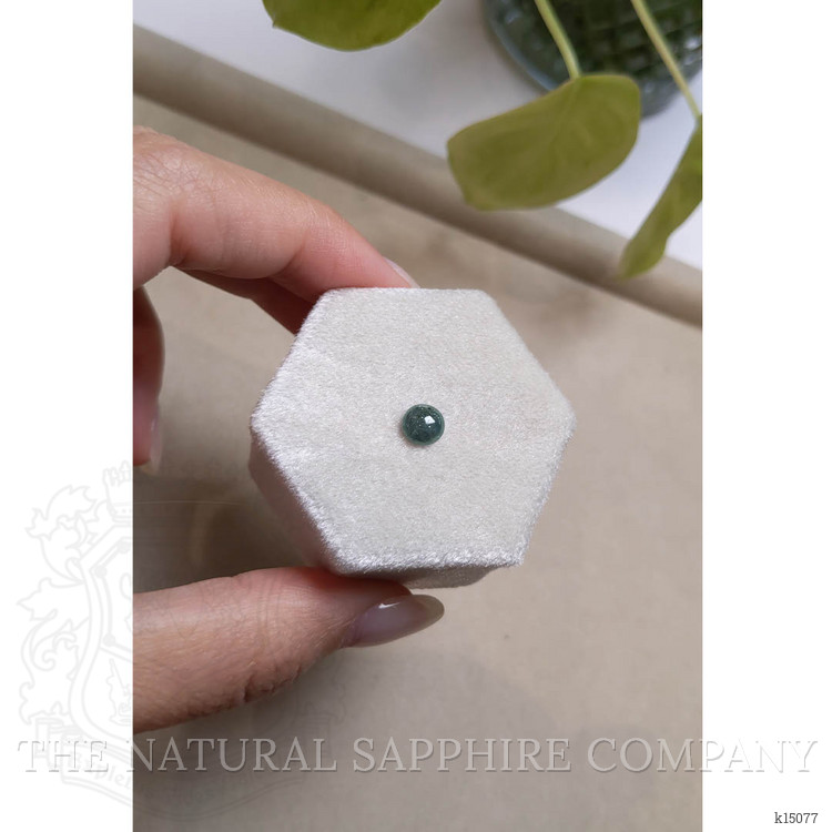 1.00 Ct. Cabochon Alexandrite from Russia 