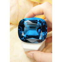 515.63 Ct. Topaz from Brazil Life Style