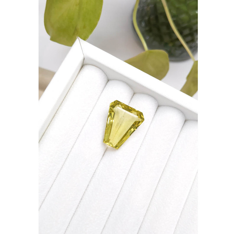 16.71 Ct. Quartz from Brazil