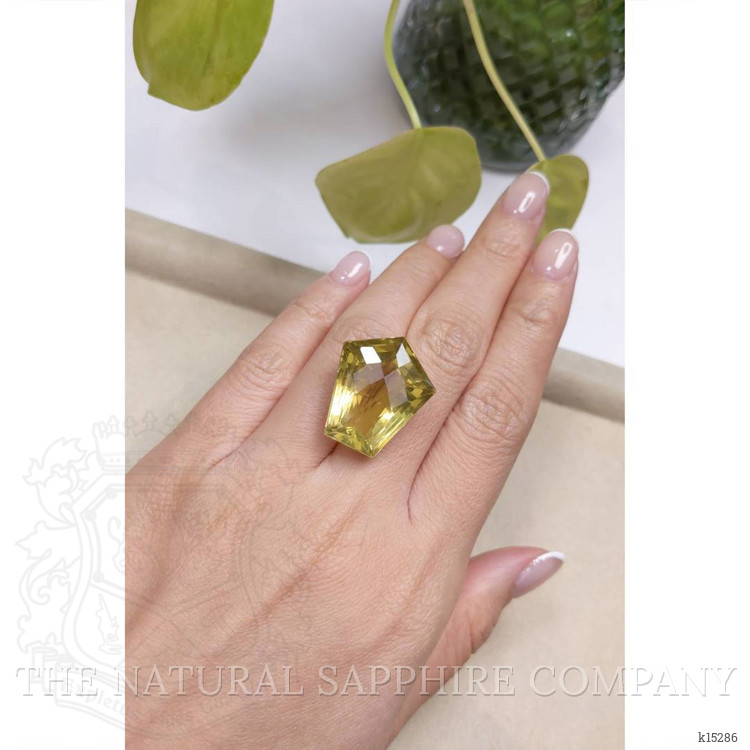 33.48 Ct. Lemon Quartz from Brazil