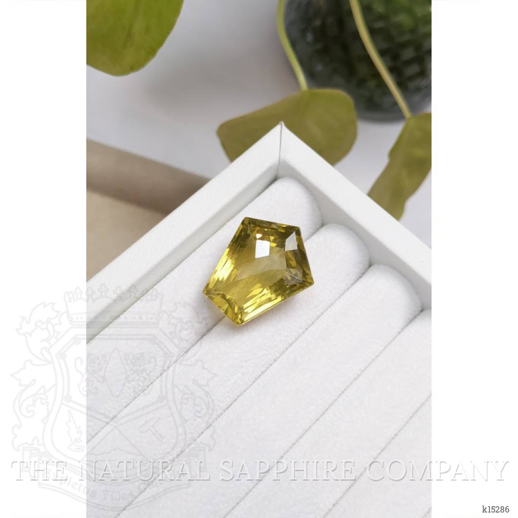 33.48 Ct. Lemon Quartz from Brazil