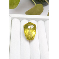 50.40 Ct. Quartz from Brazil Life Style