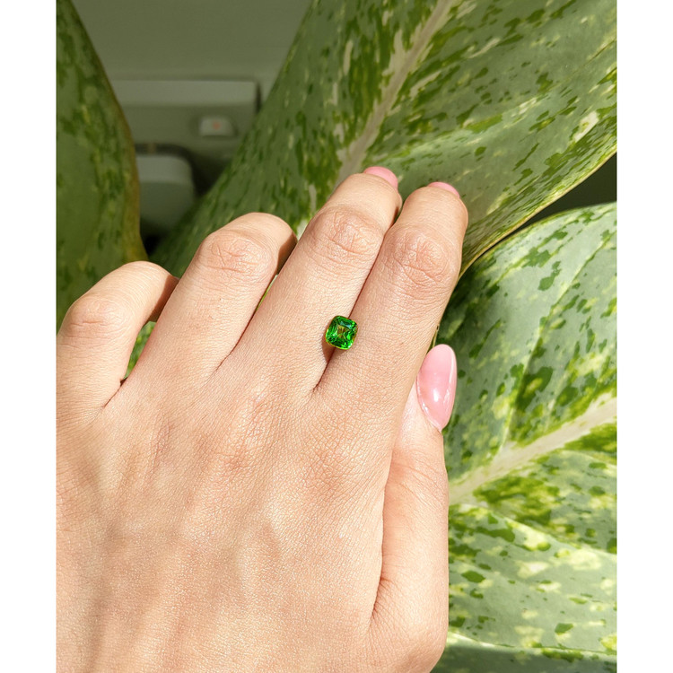 1.53 Ct. Tsavorite Garnet from Tanzania