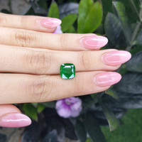 5.13 Ct. Tsavorite Garnet from Tanzania Life Style