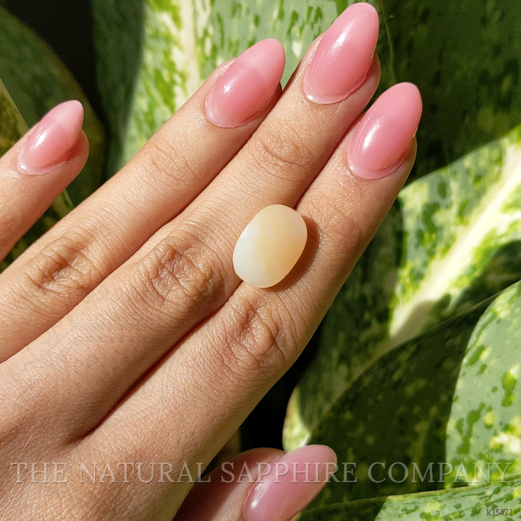 4.45 Ct. White Opal from Ethiopia