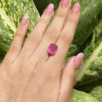 8.04 Ct. Spinel from Tanzania Life Style