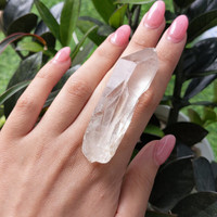 198.22 Ct. Quartz Crystal from Madagascar Life Style