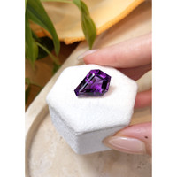 12.56 Ct. Amethyst from Bolivia Life Style