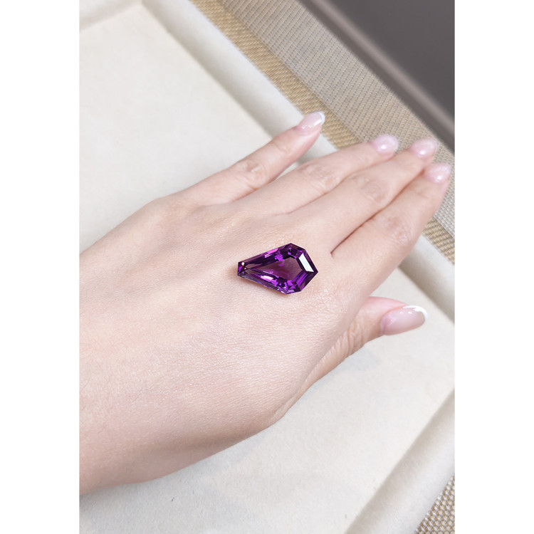 13.37 Ct. Amethyst from Bolivia
