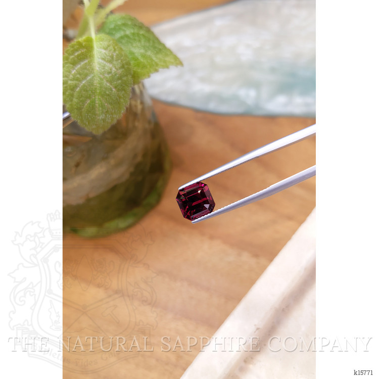 3.80 Ct. Garnet from Ceylon (Sri Lanka)
