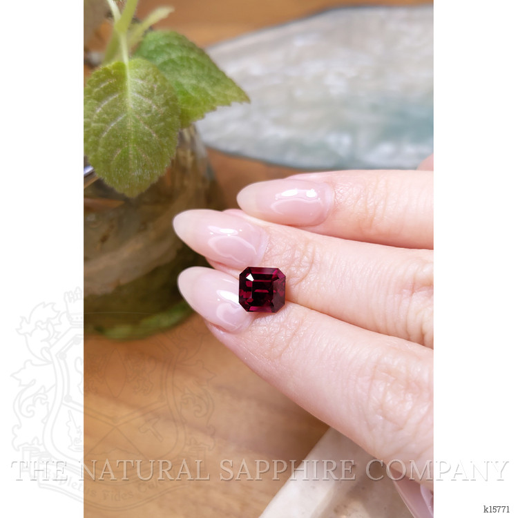 3.80 Ct. Garnet from Ceylon (Sri Lanka)