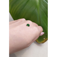 0.91 Ct. Tsavorite Garnet from Madagascar Life Style