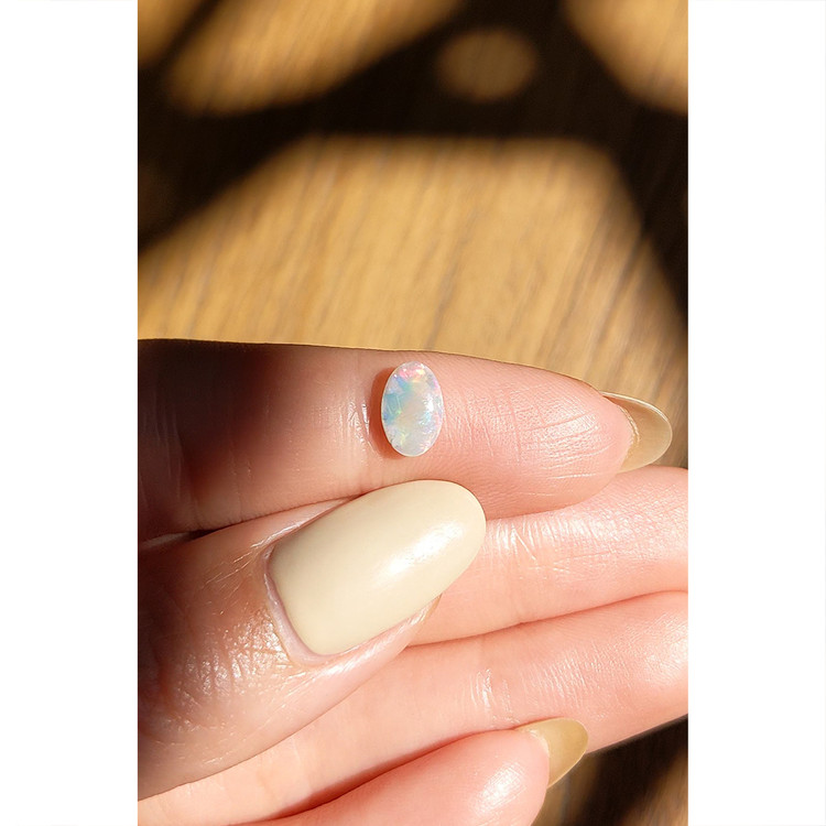 0.61 Ct. Cabochon Crystal/Jelly Opal from Australia