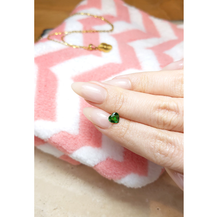 0.92 Ct. Tsavorite Garnet from East Africa