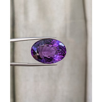 33.10 Ct. Amethyst from Brazil Life Style