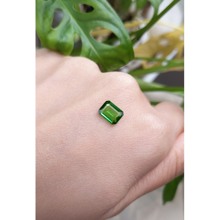 1.32 Ct. Tsavorite Garnet from East Africa