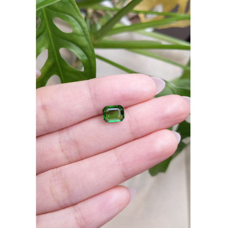 1.55 Ct. Tsavorite Garnet from East Africa