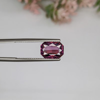 3.08 Ct. Spinel from Ceylon (Sri Lanka) Life Style
