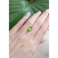 2.22 Ct. Peridot from Burma (Myanmar) Life Style