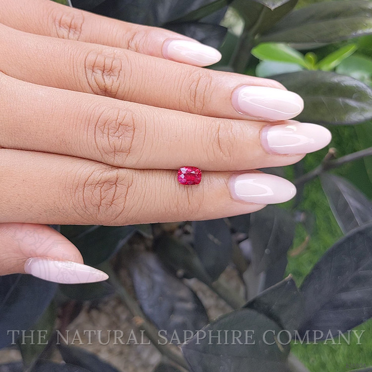 0.87 Ct. Spinel from Burma (Myanmar)