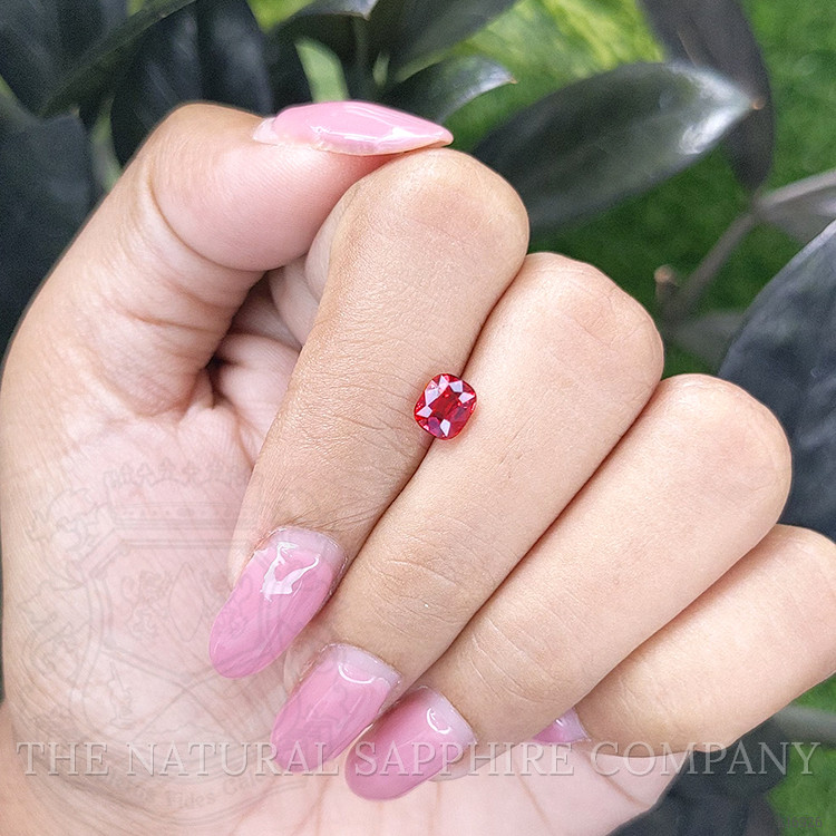 0.94 Ct. Spinel from Burma (Myanmar)