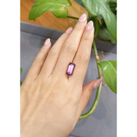 5.78 Ct. Spinel from Burma (Myanmar) Life Style