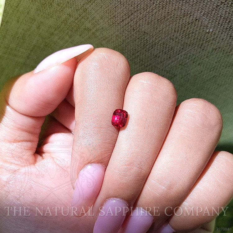 0.94 Ct. Spinel from Burma (Myanmar)