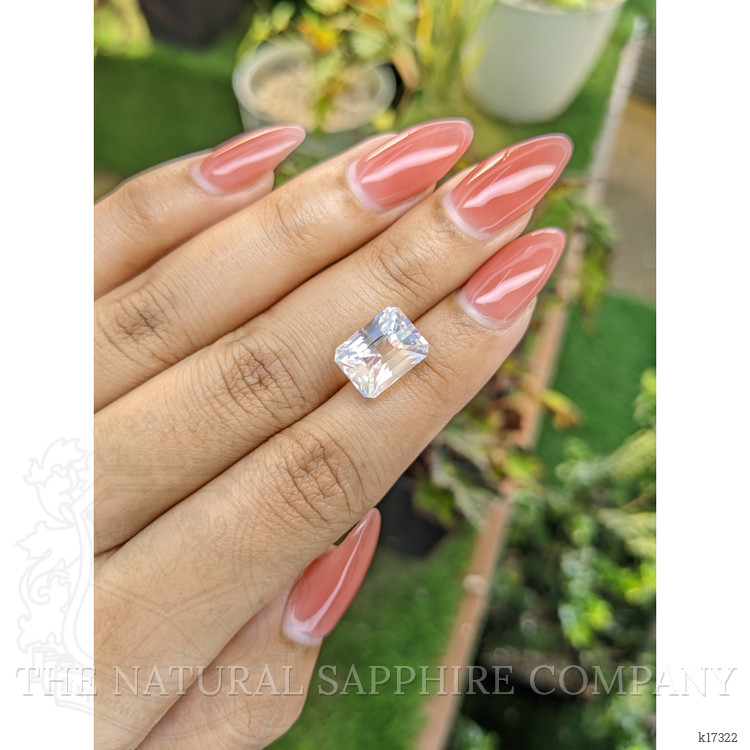 5.90 Ct. Moonstone from Ceylon (Sri Lanka)