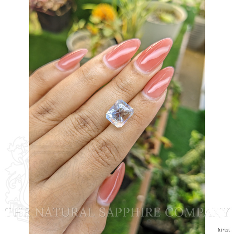 5.80 Ct. Moonstone from Ceylon (Sri Lanka)