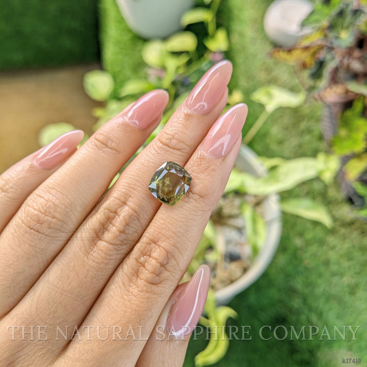 5.00 Ct. Alexandrite from Ceylon (Sri Lanka)