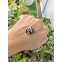 17.18 Ct. Cabochon Onyx from Madagascar Life Style