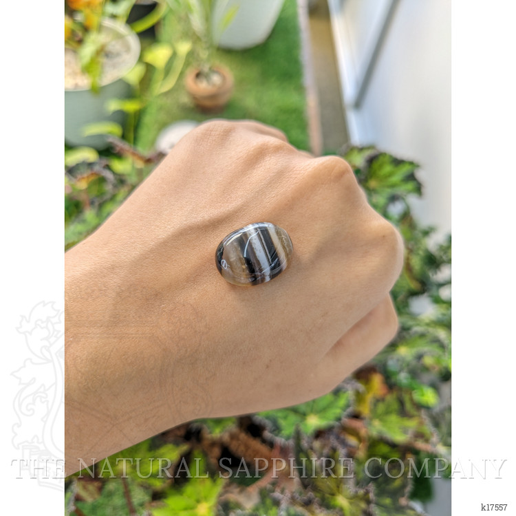 17.18 Ct. Cabochon Onyx from Madagascar