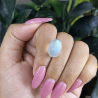 13.61 Ct. Cabochon Moonstone from Ceylon (Sri Lanka) Life Style