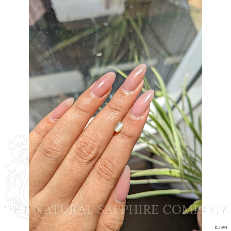 0.99 Ct. Cabochon Chrysoberyl from Ceylon (Sri Lanka)