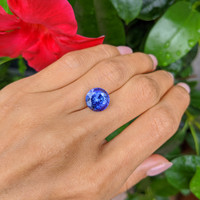 5.37 Ct. Tanzanite from Tanzania Life Style