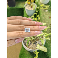 10.22 Ct. Zircon from Ceylon (Sri Lanka) Life Style