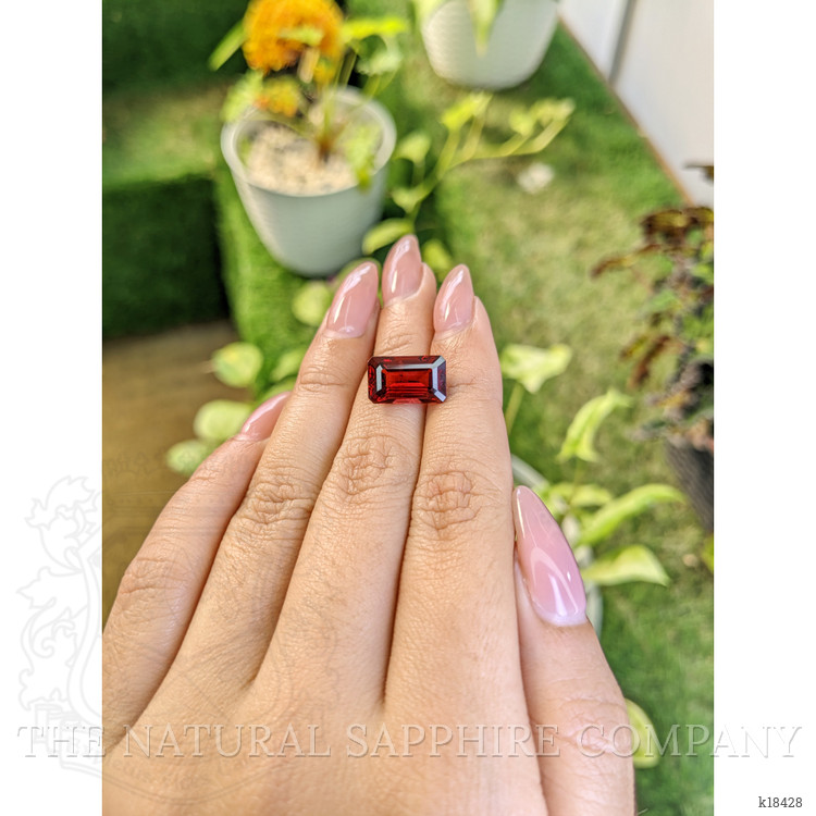 6.62 Ct. Almandine Garnet from Ceylon (Sri Lanka)