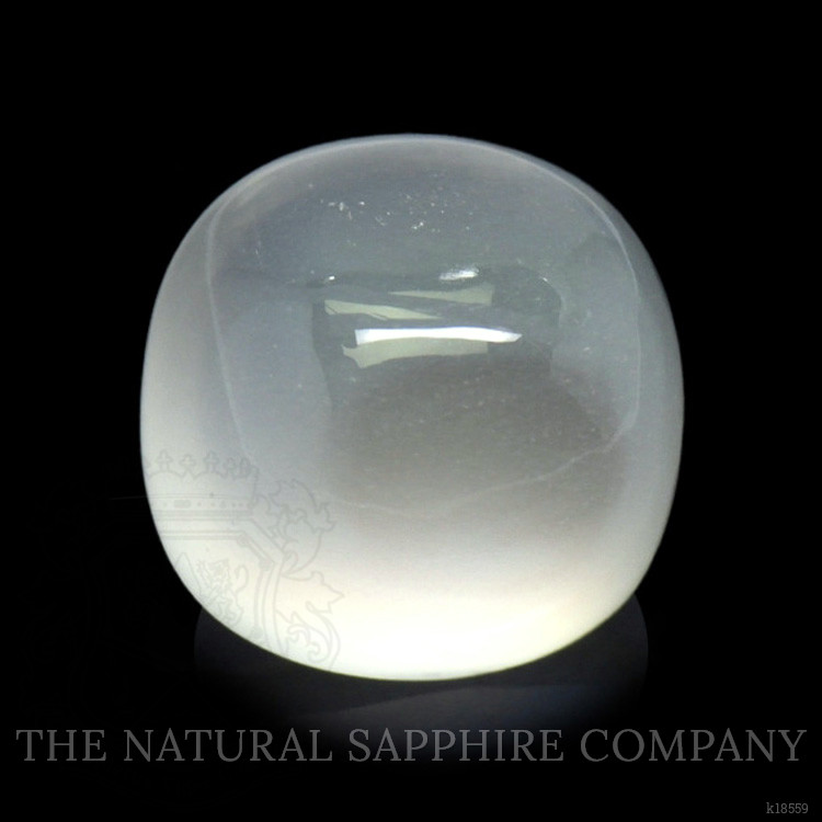 4.69 Ct. Cabochon Moonstone from Ceylon (Sri Lanka)