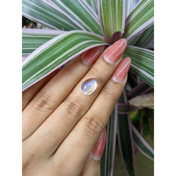 4.81 Ct. Cabochon Moonstone from Madagascar