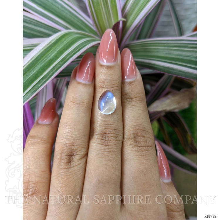 4.81 Ct. Cabochon Moonstone from Madagascar