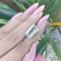 5.62 Ct. Aquamarine from Tanzania Life Style